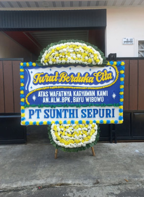 Papan Bunga Duka di Pengasinan